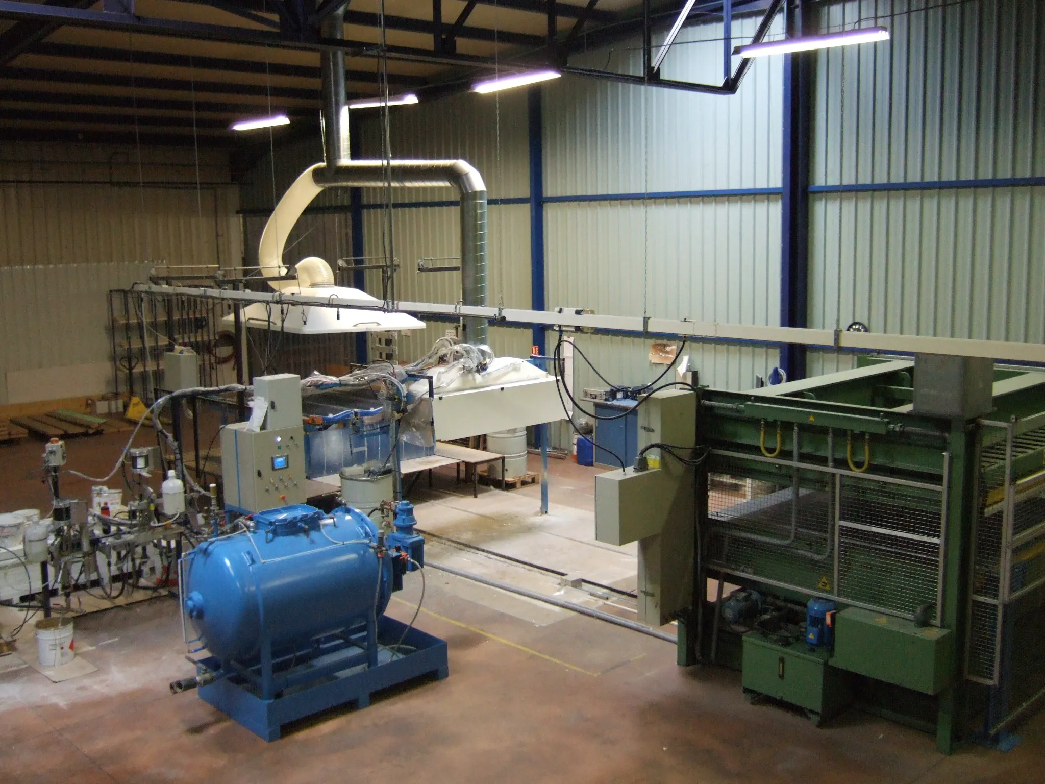 Chaîne de production semi-automatique V3